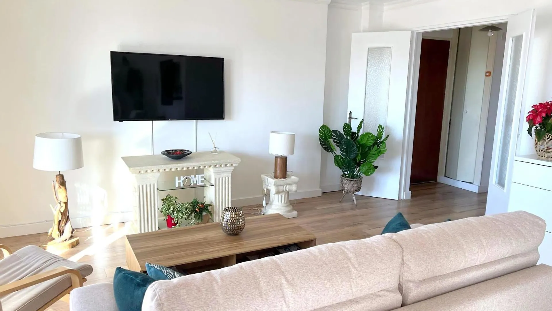 T3 Apartment With Balcony Near The Sea Six-Fours-les-Plages 0*,
